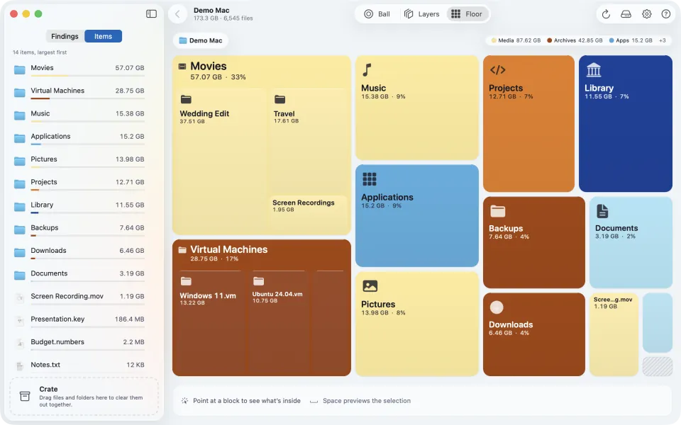 The same Floor view coloured by kind of content in the Clear theme: media folders are pale yellow, archives and disk images brown, apps blue, code orange, system and libraries dark blue, documents light blue. The key above names them: Media 87.62 GB, Archives 42.85 GB, Apps 15.2 GB and three more.